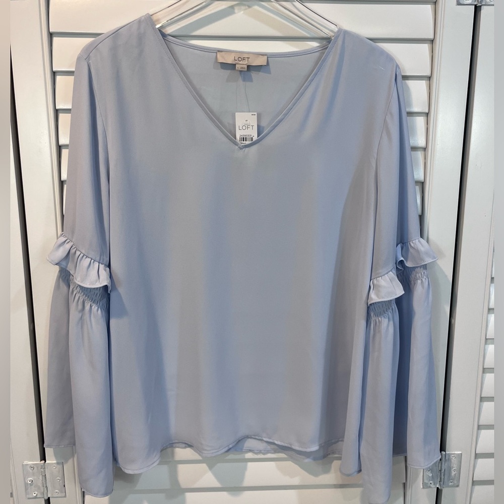 NWT Ann Taylor Loft Long Sleeve Flutter Sleeve Blouse